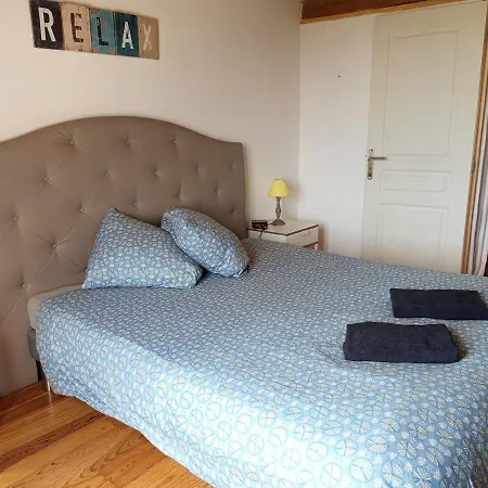 Holiday home Maison & Dependance 9 Pers Avec Piscine Le Pian-sur-Garonne