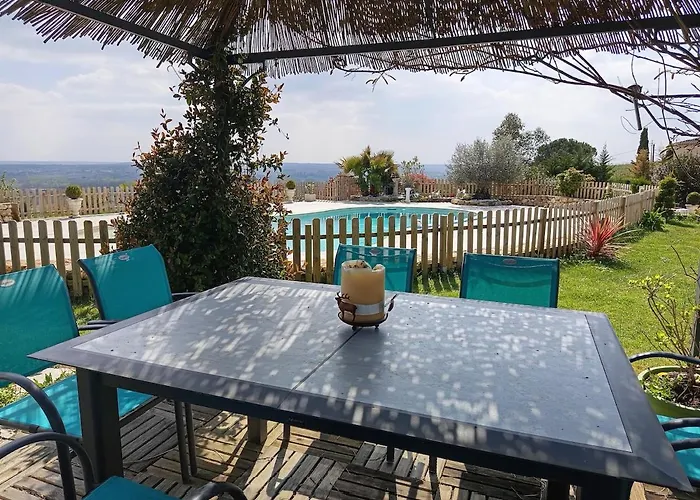 別荘 3 16 Pers Piscine Le Pian-sur-Garonne